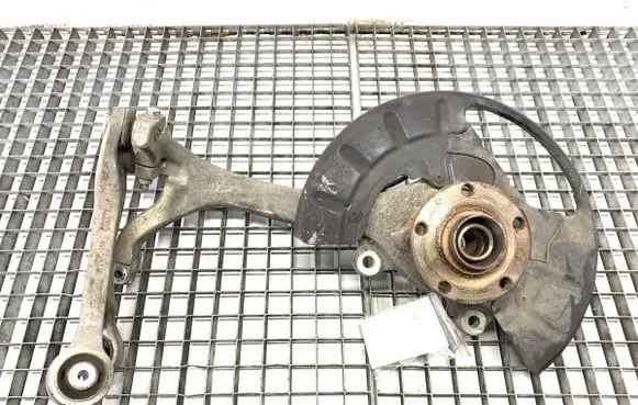 Volkswagen Phaeton Front wheel hub spindle knuckle 4E0258M