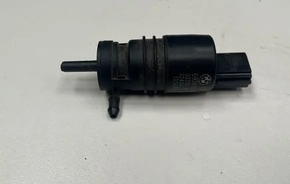 BMW 5 F10 F11 Windscreen/windshield washer pump 6934160