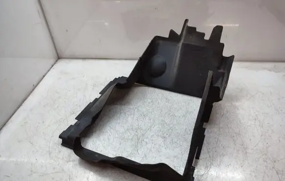 Audi Q7 4L Intercooler air channel guide 4L0117336F