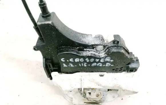 Citroen C-Crosser Front door lock