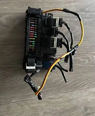 Ford S-MAX Fuse module JU5T15604BCM