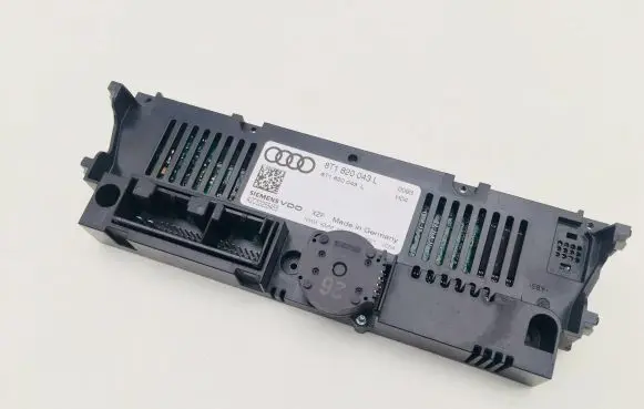 Audi A5 8T 8F Climate control unit 8T1820043L