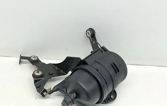 Jaguar XE Fuel filter housing GX739B072AF