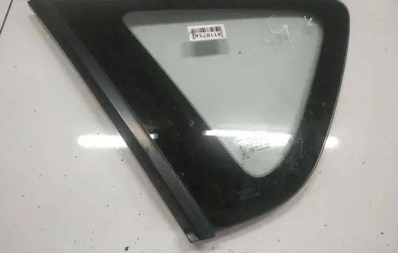 Mazda 3 I Rear side window AS2