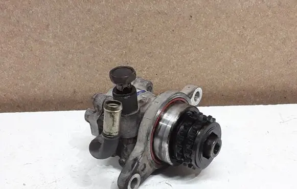 Nissan X-Trail T30 Power steering pump 8H800