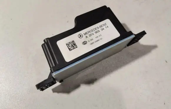 Mercedes-Benz C AMG W205 Voltage converter inverter A2059053414