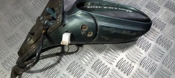 Mazda 626 Front door electric wing mirror E13010519