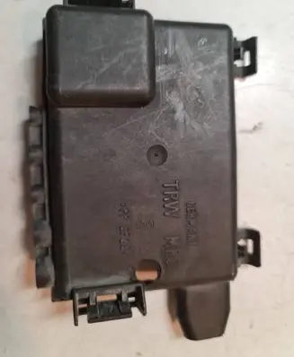 Volkswagen Transporter - Caravelle T4 Fuse module 7D0937550E