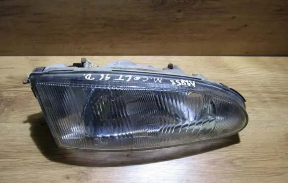 Mitsubishi Colt Headlight/headlamp