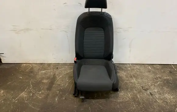 Volkswagen Scirocco Front driver seat