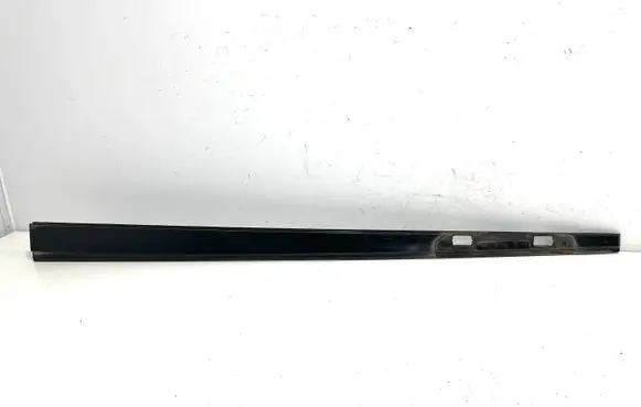 Roof trim bar molding cover