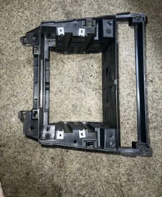 Radio/GPS head unit trim