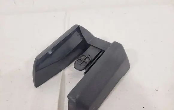 Volvo XC70 Front passenger seat rail trim 30675581