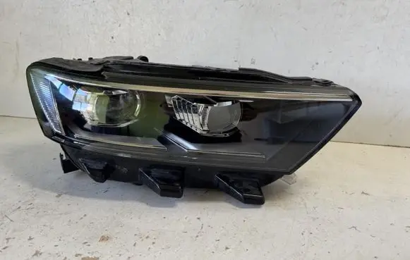 Volkswagen T-Roc Headlight/headlamp