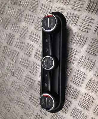 Alfa Romeo Stelvio Climate control unit 01561390660