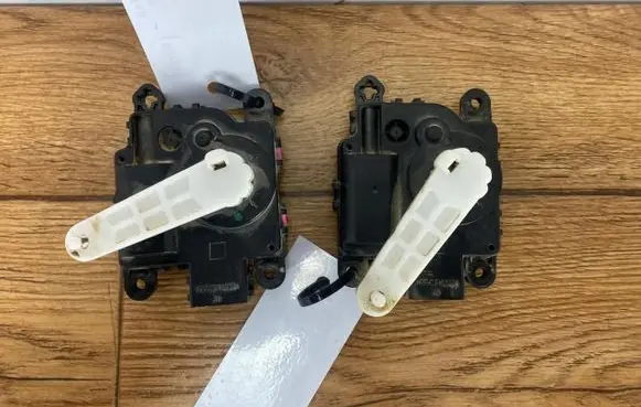 Ram 1500 A/C air flow flap actuator/motor AA113800-4760