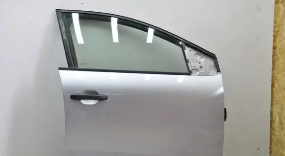 Dacia Sandero III Front door 