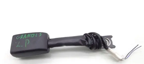 Mitsubishi Grandis Front seatbelt