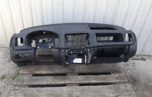 Skoda Fabia Mk2 (5J) Central console control unit 