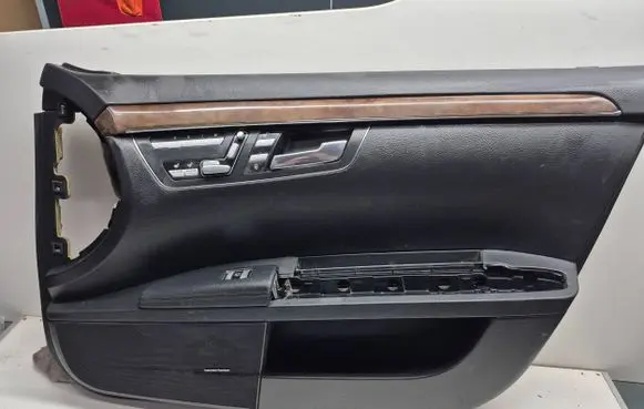Mercedes-Benz E W211 Front door card panel trim