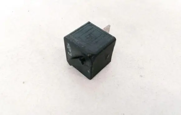 BMW 5 GT F07 Other relay 61366901469 v23136-j6-x48