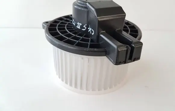 Mazda CX-5 II Heater fan/blower GMK961B10 HB111GMK902 8727006502