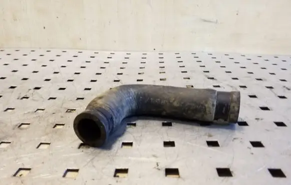 KIA Sorento Engine coolant pipe/hose