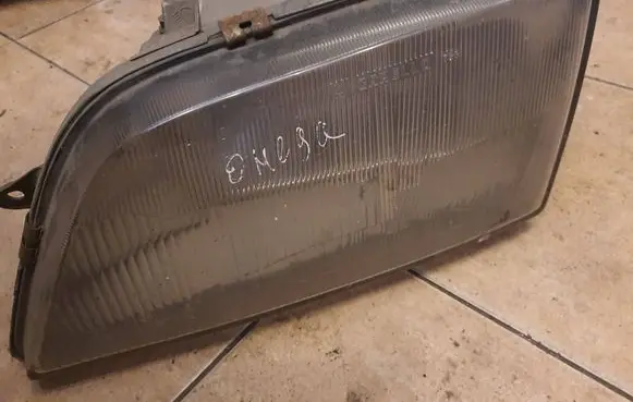 Opel Omega A Headlight/headlamp 90337332 03767381