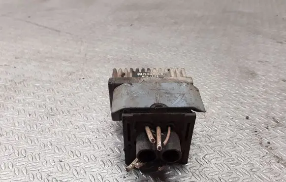 Renault Scenic II - Grand scenic II Glow plug pre-heat relay 9640469680