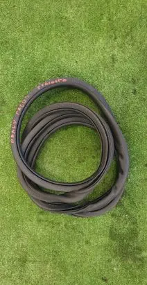 Ford Explorer VI Front door rubber seal LB5B-S20708-AE
