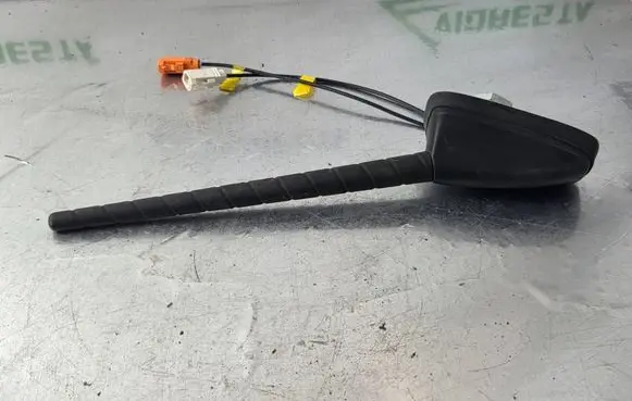 Radio antenna