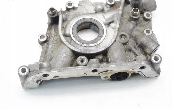 Ford Focus Oil pump 98MM6604AD