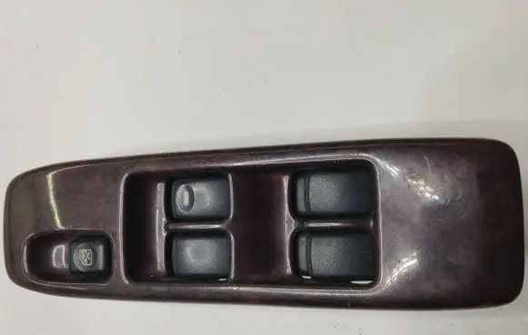 Mitsubishi Pajero Electric window control switch MR445651 C8DD250M 276001
