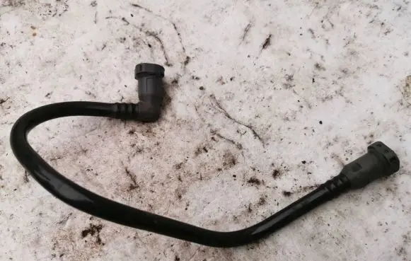 Volkswagen Sharan Fuel injector supply line/pipe KFF75