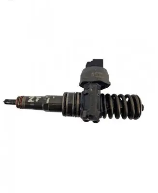 Skoda Roomster (5J) Fuel injector 038130073BP