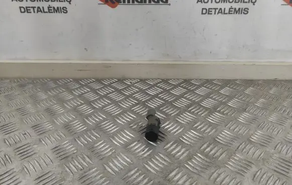 BMW 5 E60 E61 Parking PDC sensor 688028