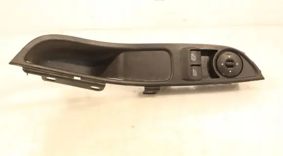 Ford Focus Electric window control switch AM5T14A132AE