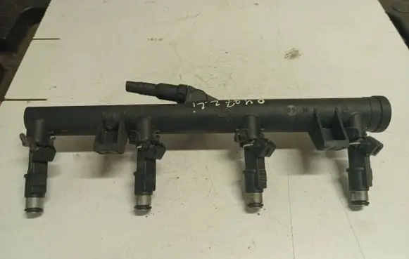 Peugeot 407 Fuel injector 01f003a 9628084680