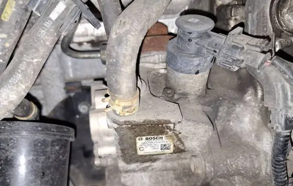 Honda Civic IX Fuel injection high pressure pump 0445010575