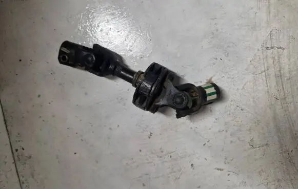 Subaru Legacy Steering column universal joint