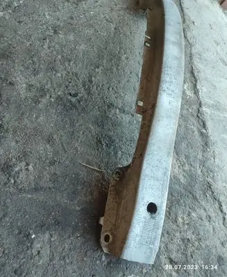 Renault Laguna III Front bumper cross member