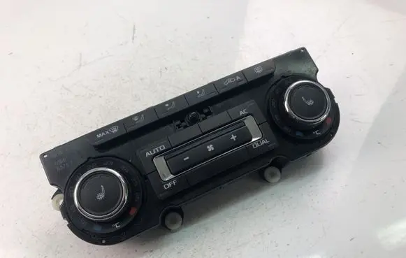 Skoda Superb B6 (3T) Climate control unit 3T0907044AS