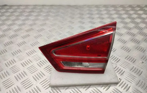 Ford B-MAX Tailgate rear/tail lights AV1113A602AG