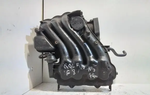 Volkswagen Golf IV Intake manifold 72238103