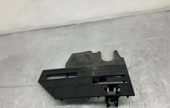 BMW 7 F01 F02 F03 F04 Radiator mount bracket 7613140