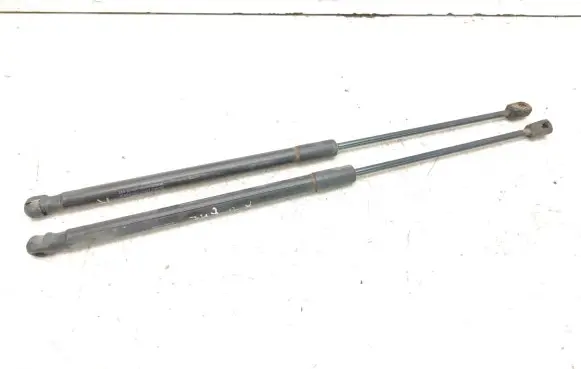 Suzuki Swift III Tailgate/trunk strut/damper 8186052R00