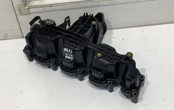 Volkswagen Golf VI Intake manifold 03L129711
