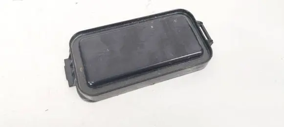 Volkswagen Bora Headlight/headlamp dust cover 205653C2