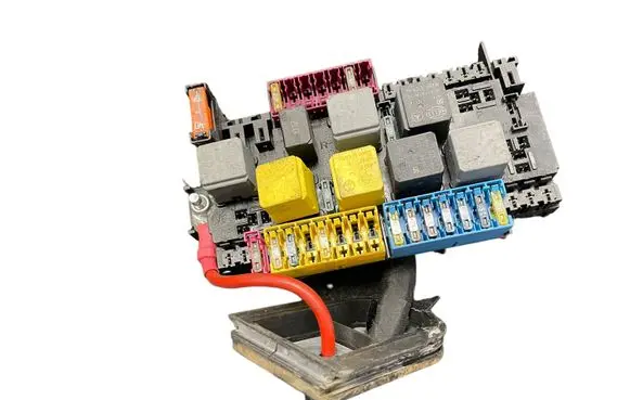 Mercedes-Benz GLE (W166 - C292) Fuse module A1669068201