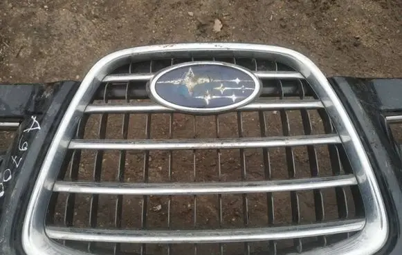 Subaru B9 Tribeca Front grill